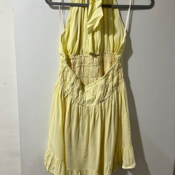 🏷 *NWT* 🌻 VICI Aster Halter Smocked Mini Dress | Size L 🌻 - Picture 6 of 8